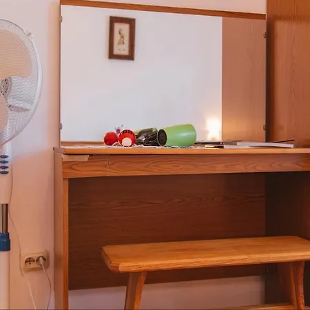 House Mariposa Πανσιόν 3*