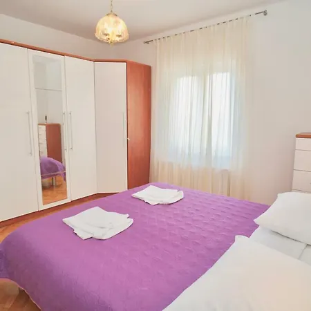 House Mariposa Гостевой дом