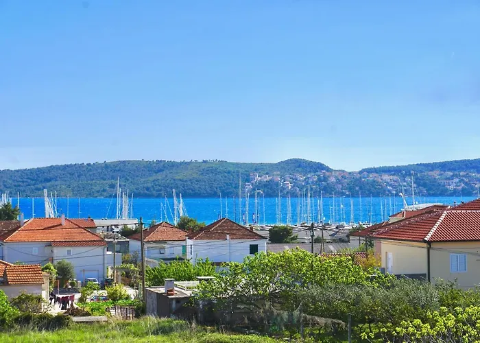 Πανσιόν House Mariposa