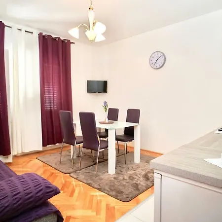 House Mariposa Trogir