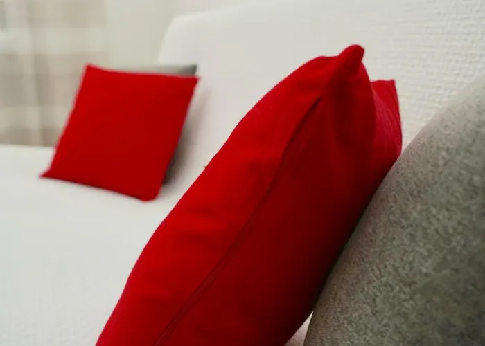 House Mariposa 3*