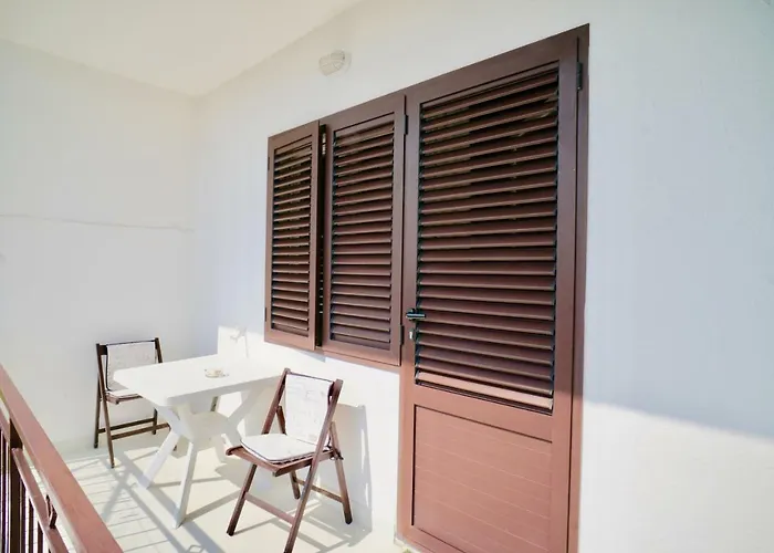 House Mariposa Pensjonat 3*